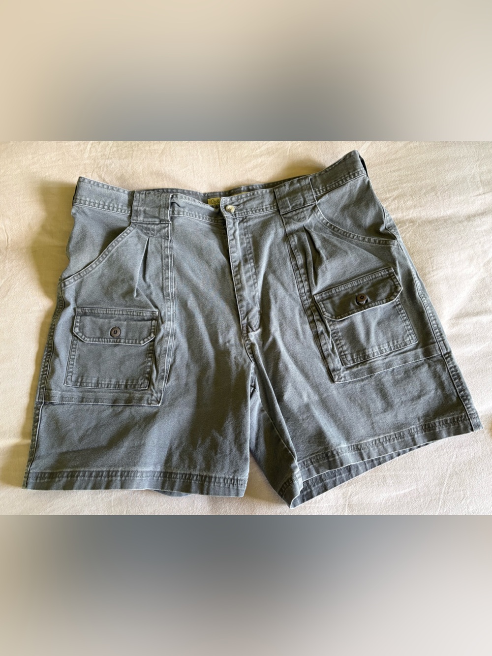 Men’s Cabela 7 pocket Hiker short